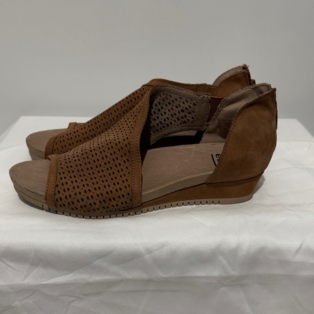 Earth Tan Perforated Sandals - Picture 4 of 5